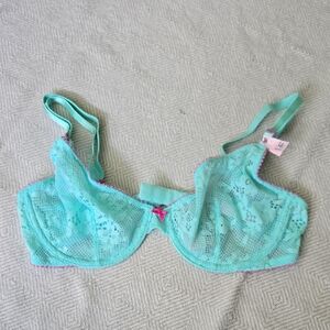NWT Victoria's Secret Unlined Demi-bra, 34C